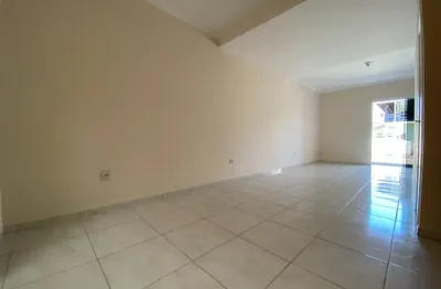 Casa com 2 quartos à venda na Rua Luiz Mário Ceolin, Jarivatuba, Joinville