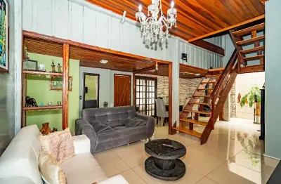 Aceita troca,  casa com 300m² no bairro guaíra por apartamento (com elevador) ate 60% do valor