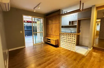 Lindo  giardino com 1 suíte mais 2 quartos à venda no bairro atiradores em joinville - sc