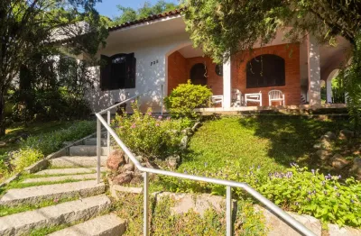 Excelente casa com 1 suíte mais 2 quartos à venda no bairro saguaçu em joinville- sc
