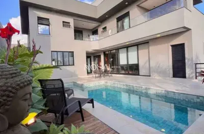 Uma deslumbrante residência de alto luxo na villa di sorrento, com 4 suítes.