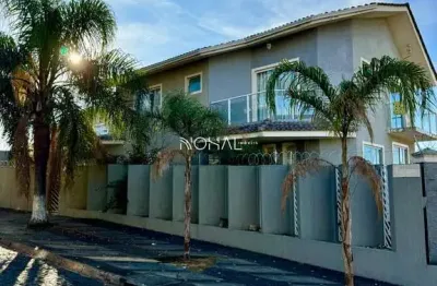 Casa a venda semi mobiliada com 4 quartos sendo 3 suítes no órfãs