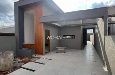 Casa à venda com 3 quartos sendo 1 suíte no bairro cidade jardim