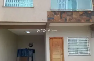 Casa a venda com 3 quartos sendo 1 suíte no jardim carvalho