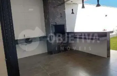 Belíssima casa nova no bairro bosque dos buritis em uberlândia
