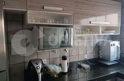 Excelente casa no bairro custodio pereira em uberlândia