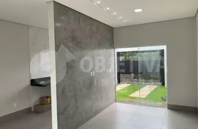 Linda casa (geminada) no bairro são jorge em uberlândia