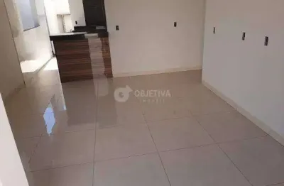 Casa com 3 quartos à venda no Santa Mônica, Uberlândia 