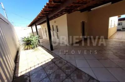 Ótima casa disponível para venda no bairro santa monica
