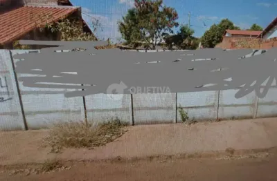 Terreno à venda no Santa Mônica, Uberlândia 