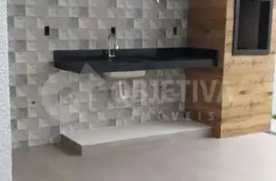 Excelente casa estilo sobrado no bairro laranjeiras