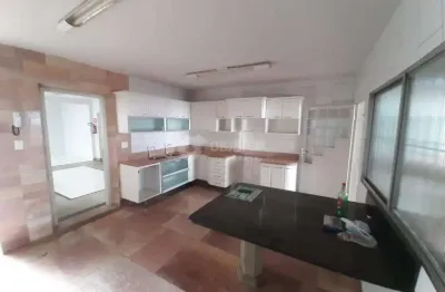 Excelente casa comercial na melhor localização do bairro brasil