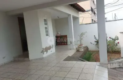 Casa à venda, 3 quartos, 1 suíte, 2 vagas, copacabana - uberlandia/mg