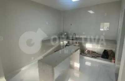 Apartamento em ótima localização no bairro roosevelt em uberlândia