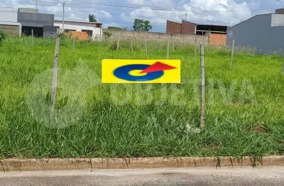 Terreno à venda em Laranjeiras, Uberlândia 