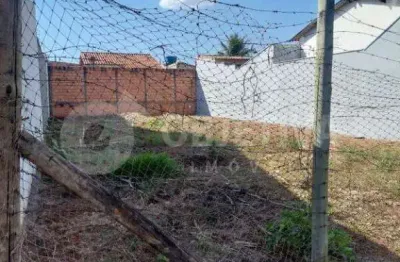 Seu sonho de construir a casa perfeita começa aqui! lote murado e plano no bairro jardim holanda, pronto para receber seus planos