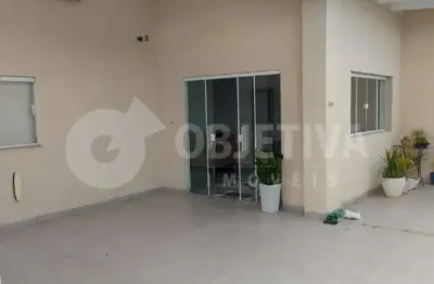Casa com 2 quartos à venda em Granada, Uberlândia 