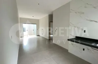 Ótima casa estilo geminada a venda no bairro jardim ipanema em uberlândia