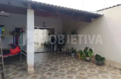 Casa à venda, 2 quartos, 1 suíte, 2 vagas, jardim ipanema - uberlandia/mg