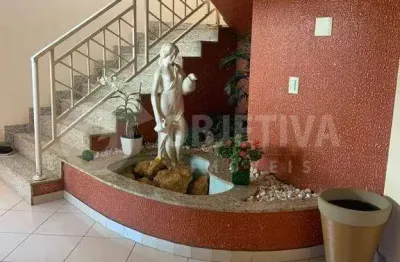 Casa para aluguel, 4 quartos, 2 suítes, 4 vagas, umuarama - uberlandia/mg