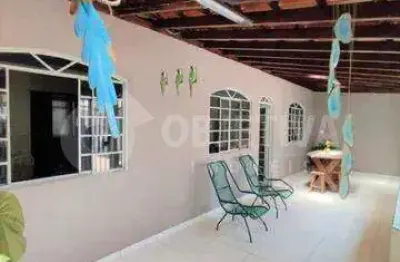 Casa à venda, 3 quartos, 1 suíte, 3 vagas, santa rosa - uberlandia/mg