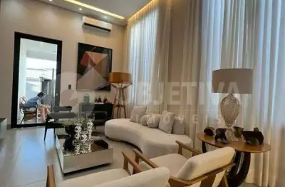 Casa à venda, 3 quartos, 3 suítes, 3 vagas, alto umuarama - uberlandia/mg