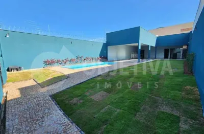 Casa à venda, 2 quartos, 7 vagas, daniel fonseca - uberlandia/mg