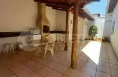 Casa à venda, 3 quartos, 2 suítes, 2 vagas, cidade jardim - uberlandia/mg