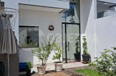 Casa à venda, 3 quartos, 1 suíte, 2 vagas, bosque dos buritis - uberlandia/mg