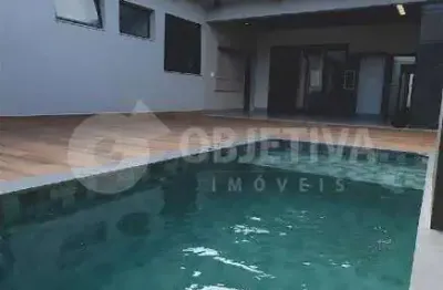 Casa à venda, 3 quartos, 3 suítes, 4 vagas, praça alto umuarama - uberlandia/mg