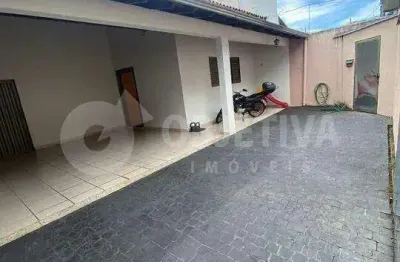 Casa à venda, 3 quartos, 1 suíte, 2 vagas, tibery - uberlandia/mg