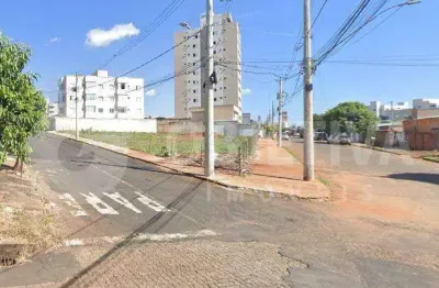 Terreno à venda no Tubalina, Uberlândia 