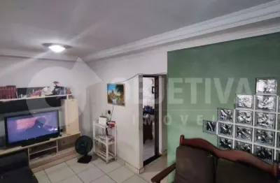 Casa à venda, 3 quartos, 2 vagas, santa luzia - uberlandia/mg