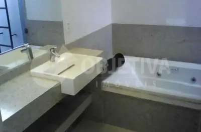 Casa à venda, 3 quartos, 2 suítes, 2 vagas, cazeca - uberlandia/mg