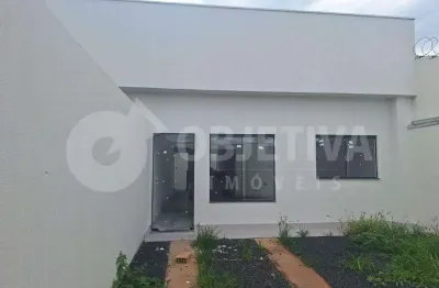Casa à venda, 2 quartos, 1 suíte, 2 vagas, planalto - uberlandia/mg