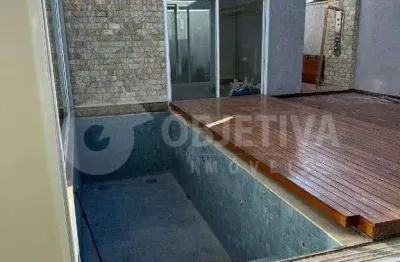 Casa em condomínio à venda, 3 quartos, 3 suítes, 4 vagas, golden village - uberlandia/mg