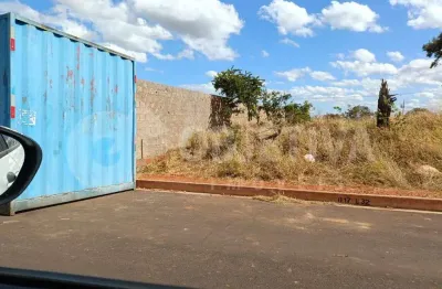 Terreno à venda em Laranjeiras, Uberlândia 