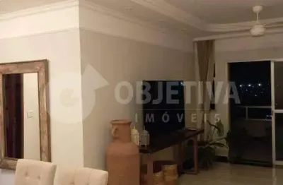 Apartamento à venda, 3 quartos, 1 suíte, 1 vaga, osvaldo rezende - uberlandia/mg