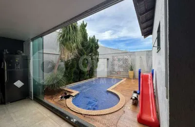 Casa em condomínio à venda, 3 quartos, 3 suítes, 4 vagas, royal park - uberlandia/mg