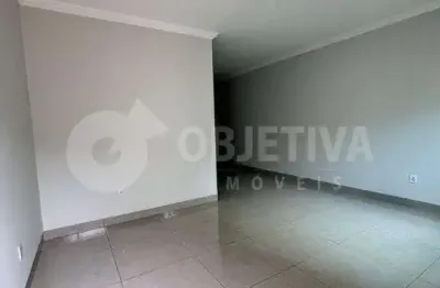 Casa à venda, 2 quartos, 1 suíte, 2 vagas, jardim brasilia - uberlandia/mg