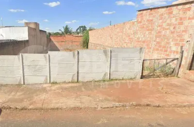 Terreno à venda no Taiaman, Uberlândia 