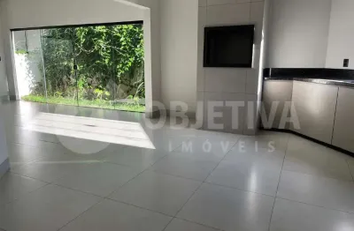 Casa para aluguel, 3 quartos, 1 suíte, 2 vagas, jardim colina - uberlandia/mg