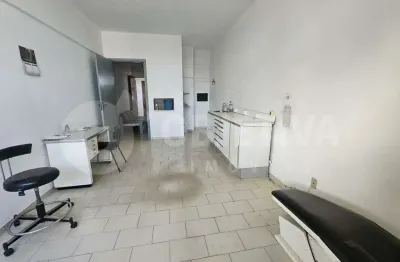 Sala comercial para alugar no Centro, Uberlândia 