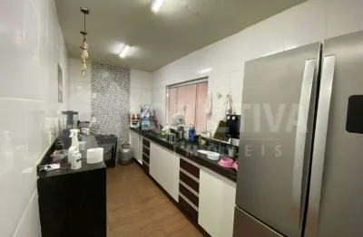 Casa à venda, 7 quartos, 1 suíte, 2 vagas, jardim holanda - uberlandia/mg