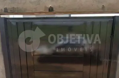 Terreno à venda no Novo Mundo, Uberlândia 