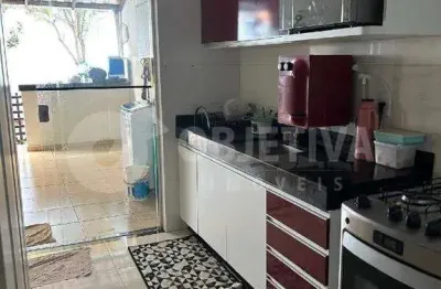 Casa à venda, 2 quartos, 1 suíte, 2 vagas, jardim europa - uberlandia/mg