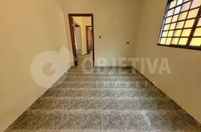 Casa à venda, 3 quartos, 2 vagas, lagoinha - uberlandia/mg