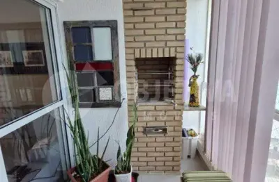 Apartamento à venda, 3 quartos, 1 suíte, 2 vagas, santa monica - uberlandia/mg