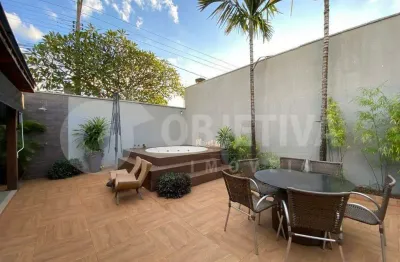 Casa à venda, 3 quartos, 1 suíte, 2 vagas, jardim karaiba - uberlandia/mg