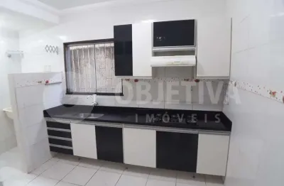 Apartamento à venda, 2 quartos, 1 suíte, 1 vaga, alto umuarama - uberlandia/mg
